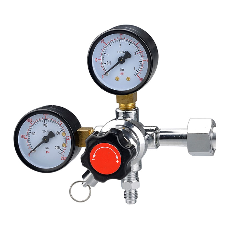 TR-68-1 Matibay na Brass Chrome-Plated Beverage Gas Pressure Reducing Regulator